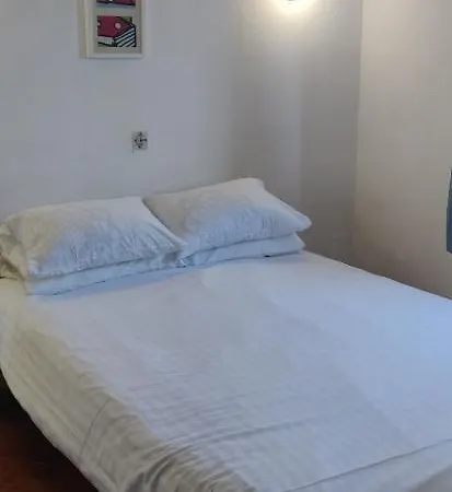 Apartment Senhora Da Rocha In Porches- 2b